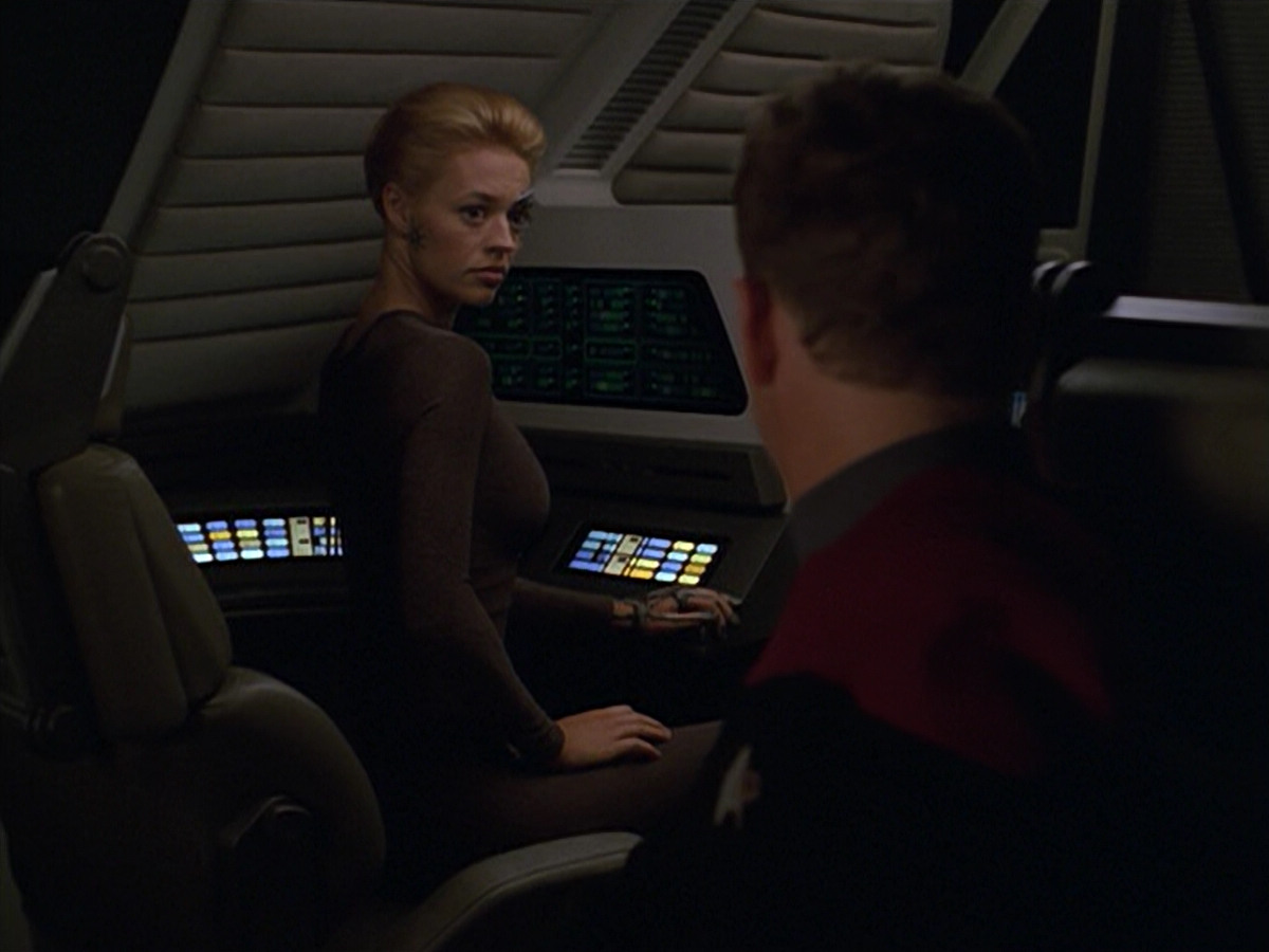 extant_StarTrek_VOY_5x02-Drone_00172.jpg