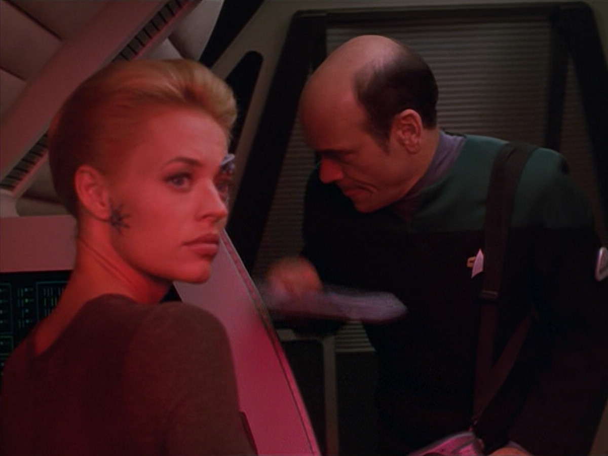 extant_StarTrek_VOY_5x02-Drone_00207.jpg