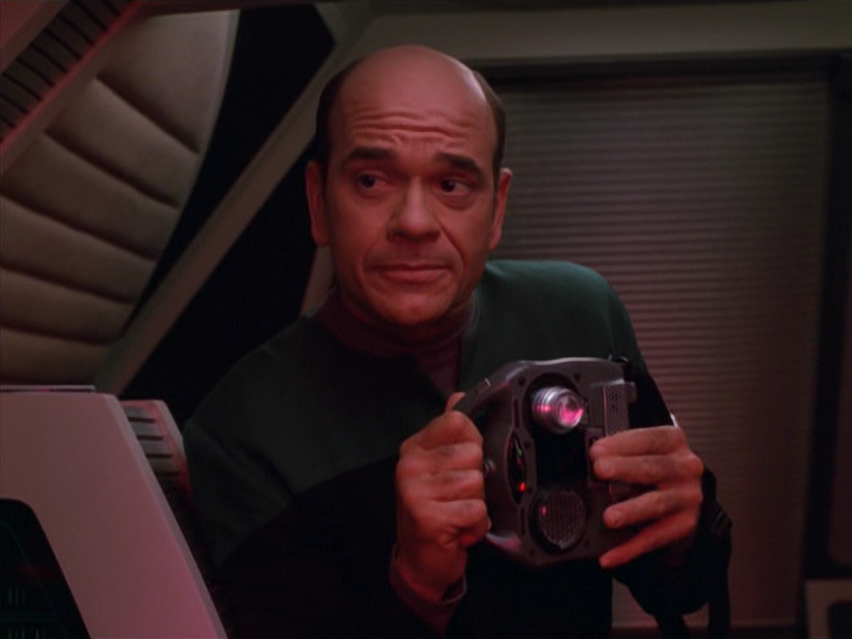 extant_StarTrek_VOY_5x02-Drone_00216.jpg