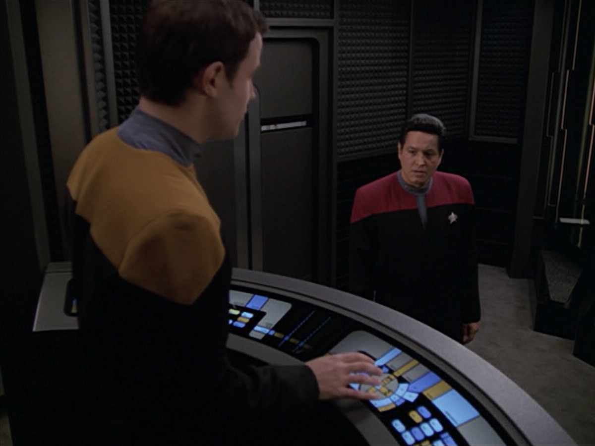 extant_StarTrek_VOY_5x02-Drone_00269.jpg