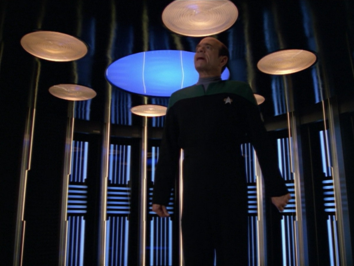 extant_StarTrek_VOY_5x02-Drone_00310.jpg