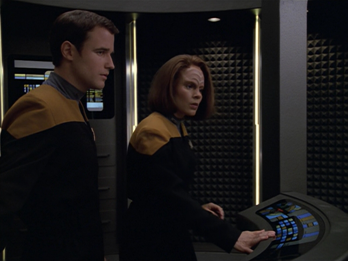 extant_StarTrek_VOY_5x02-Drone_00327.jpg