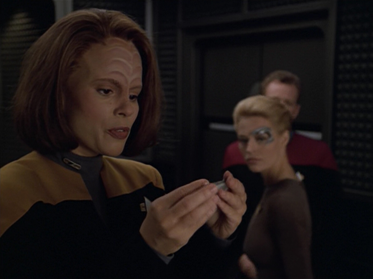 extant_StarTrek_VOY_5x02-Drone_00340.jpg