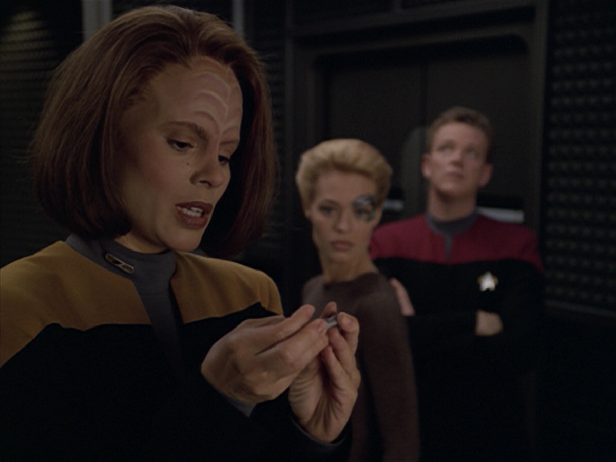 extant_StarTrek_VOY_5x02-Drone_00350.jpg