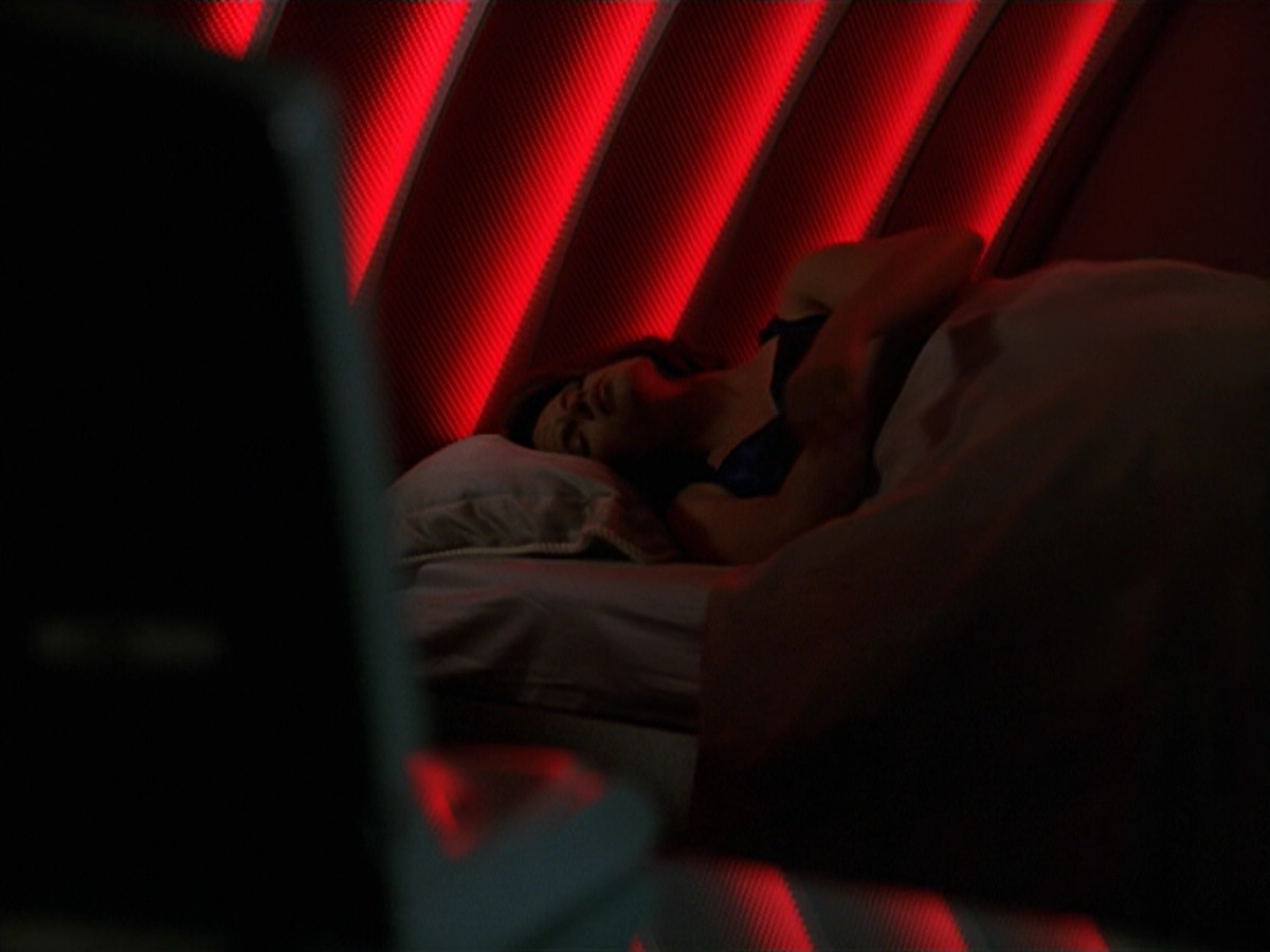 extant_StarTrek_VOY_5x02-Drone_00579.jpg