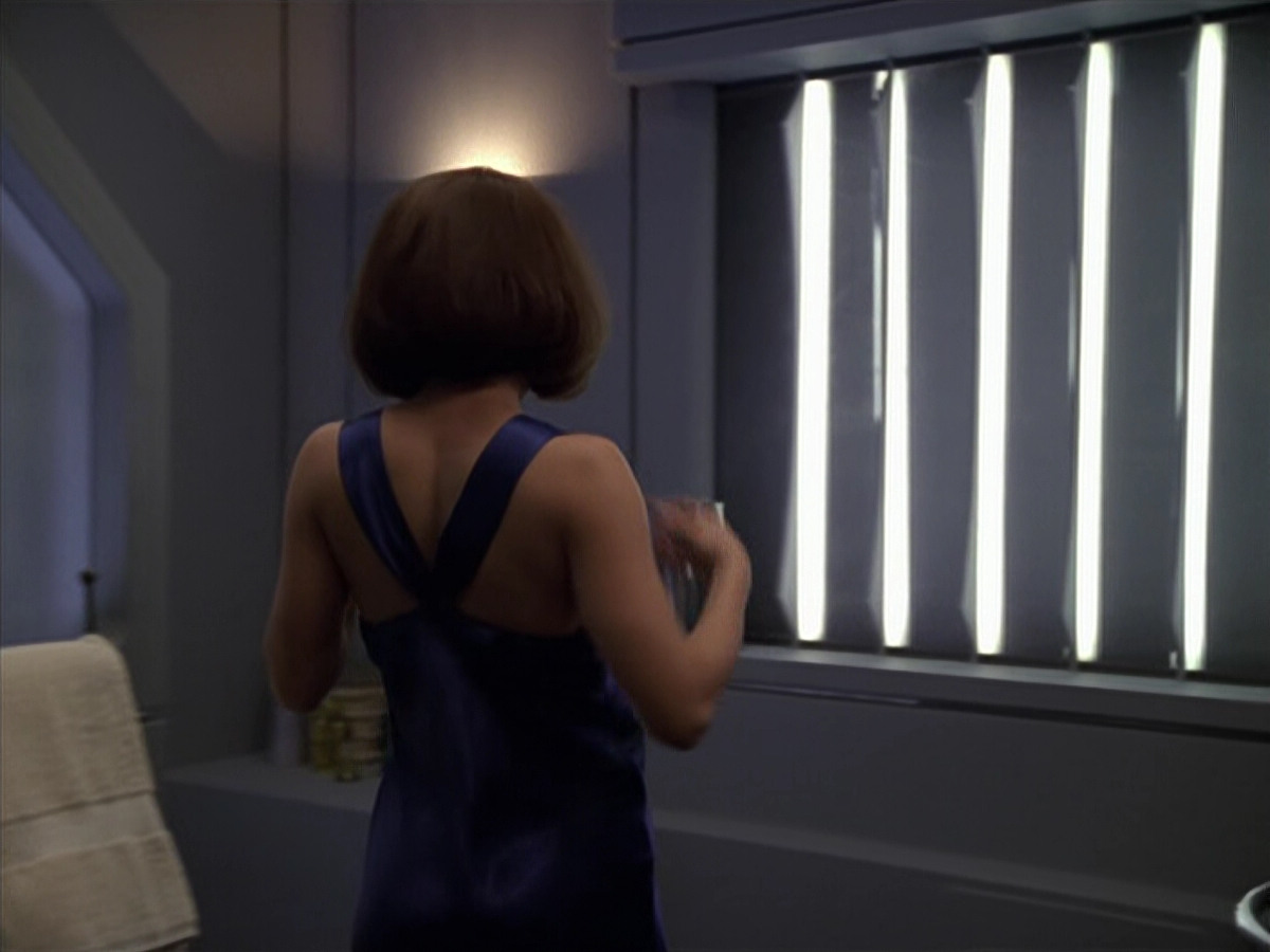 extant_StarTrek_VOY_5x02-Drone_00632.jpg