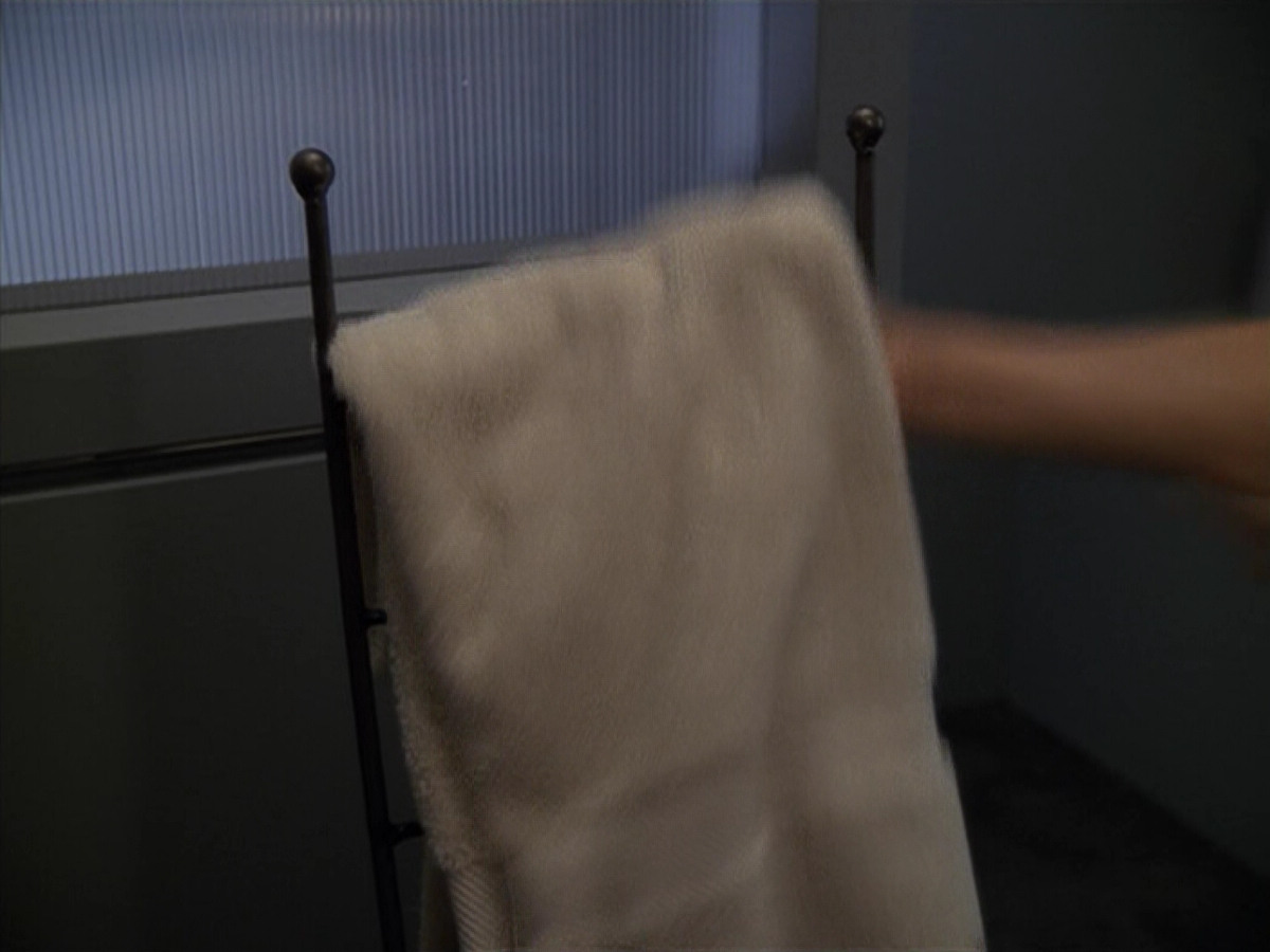 extant_StarTrek_VOY_5x02-Drone_00645.jpg