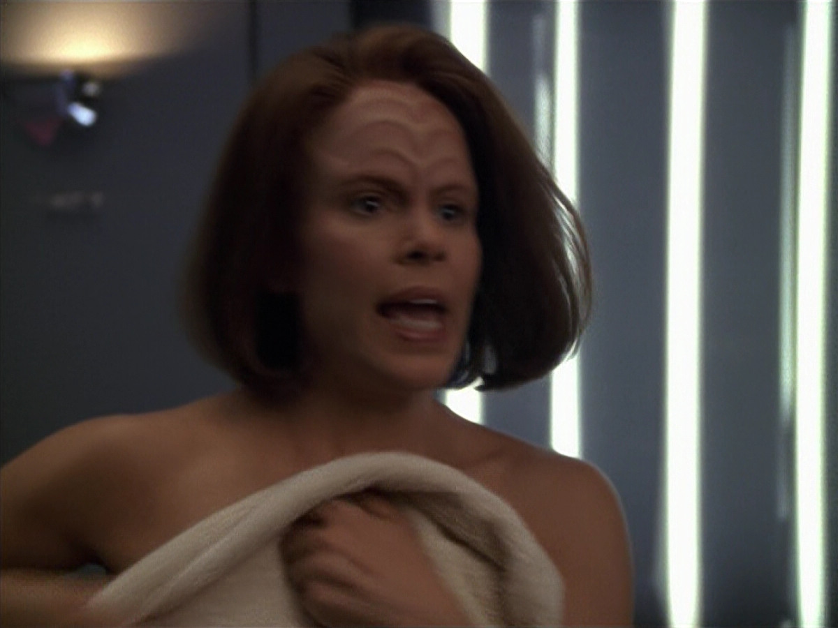 extant_StarTrek_VOY_5x02-Drone_00647.jpg