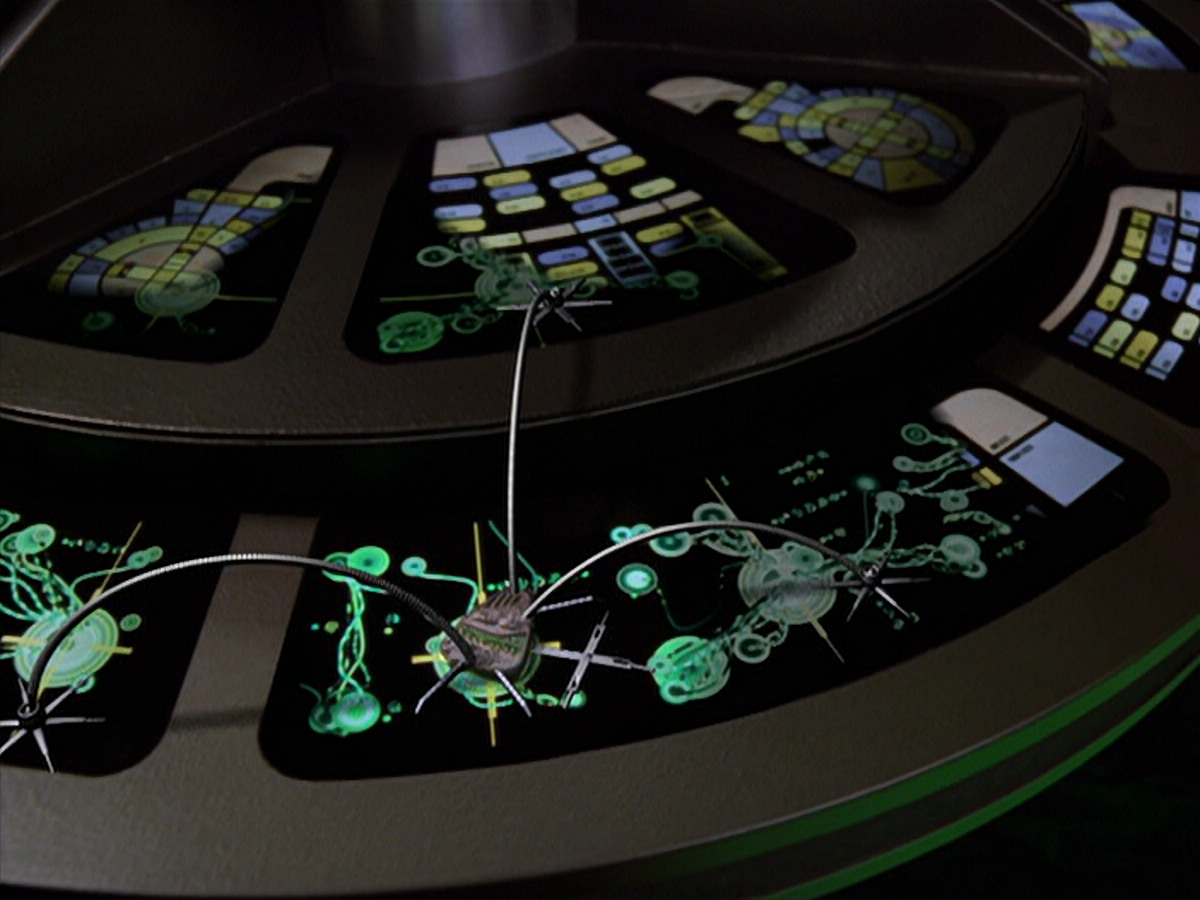 extant_StarTrek_VOY_5x02-Drone_00666.jpg