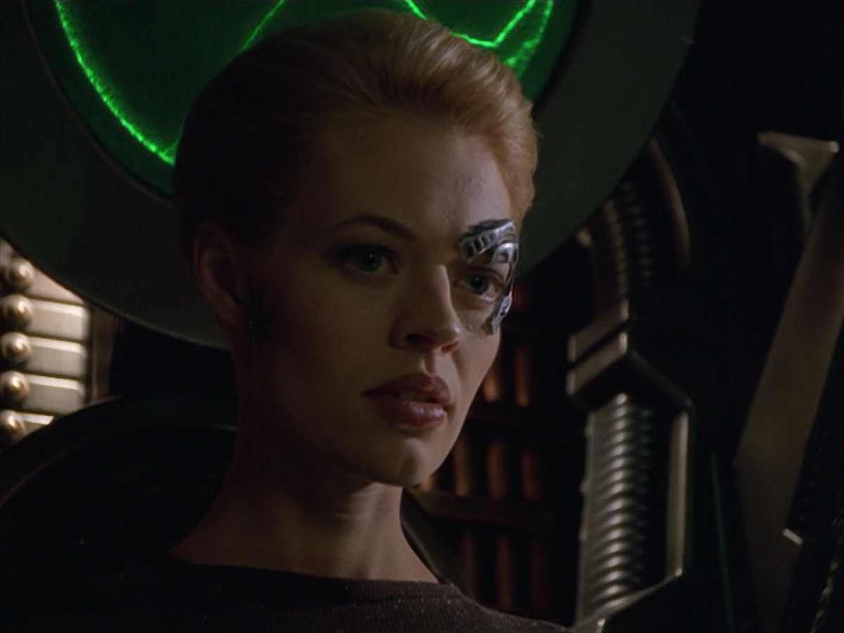 extant_StarTrek_VOY_5x02-Drone_00675.jpg