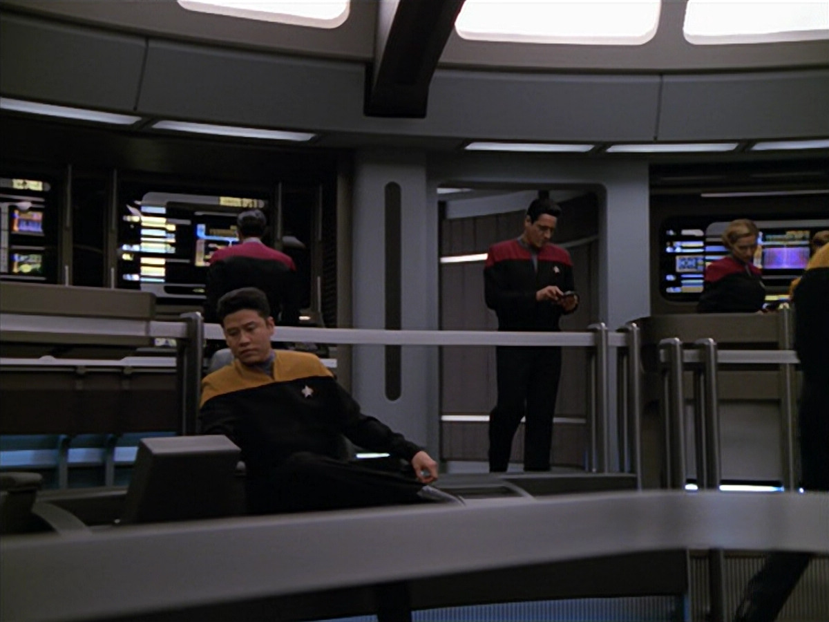 extant_StarTrek_VOY_5x02-Drone_00691.jpg