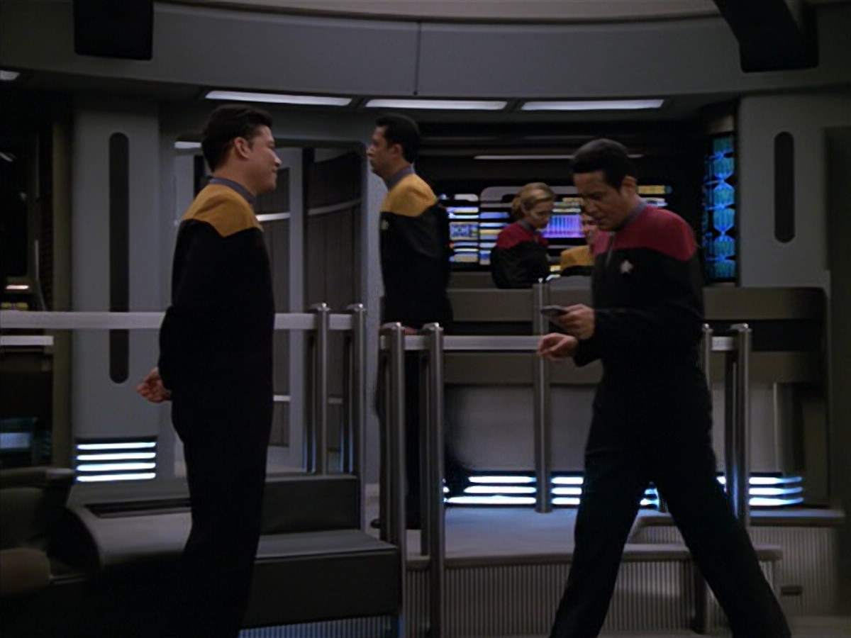 extant_StarTrek_VOY_5x02-Drone_00698.jpg
