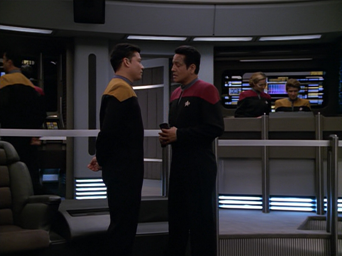 extant_StarTrek_VOY_5x02-Drone_00700.jpg