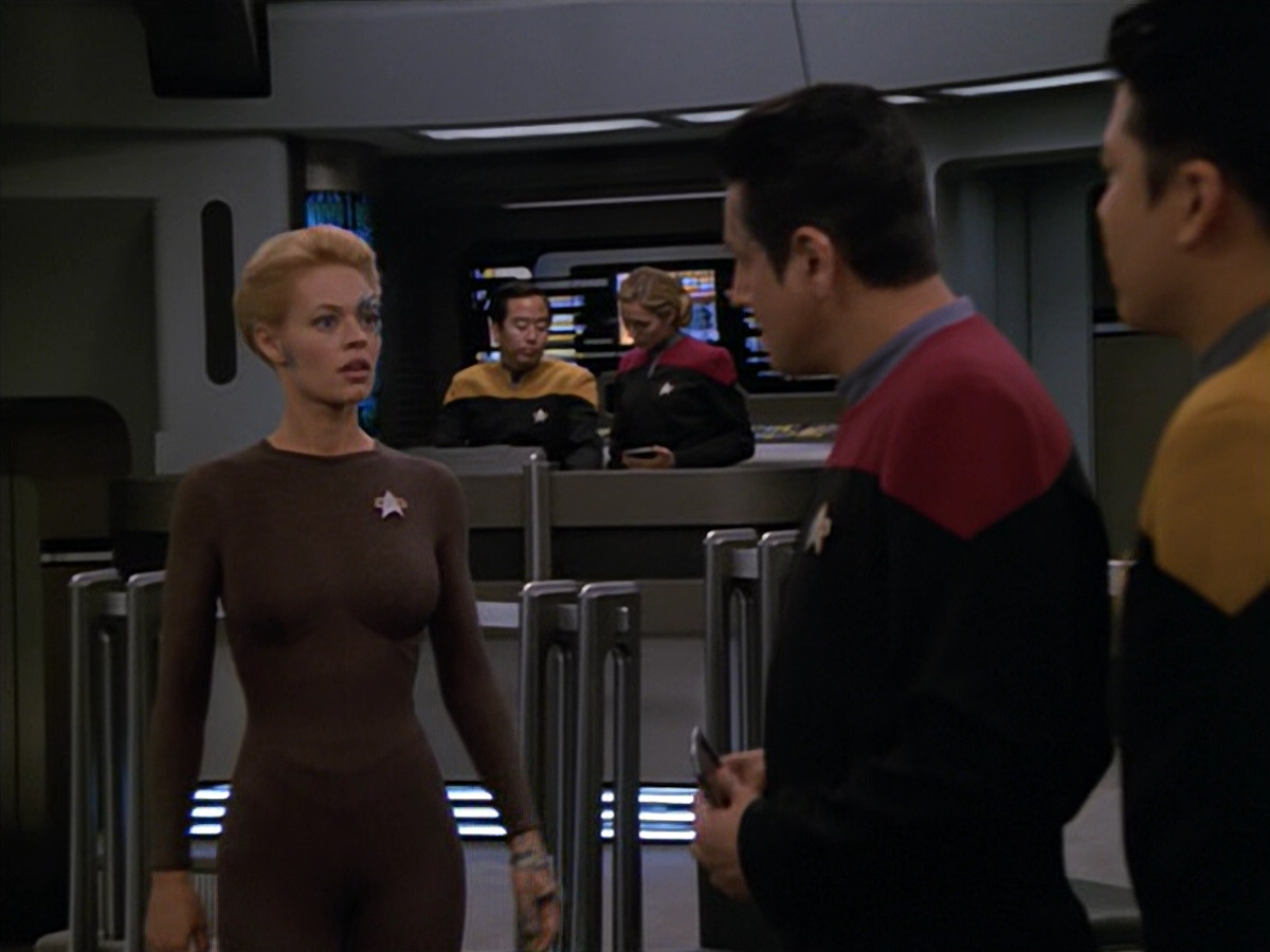 extant_StarTrek_VOY_5x02-Drone_00731.jpg