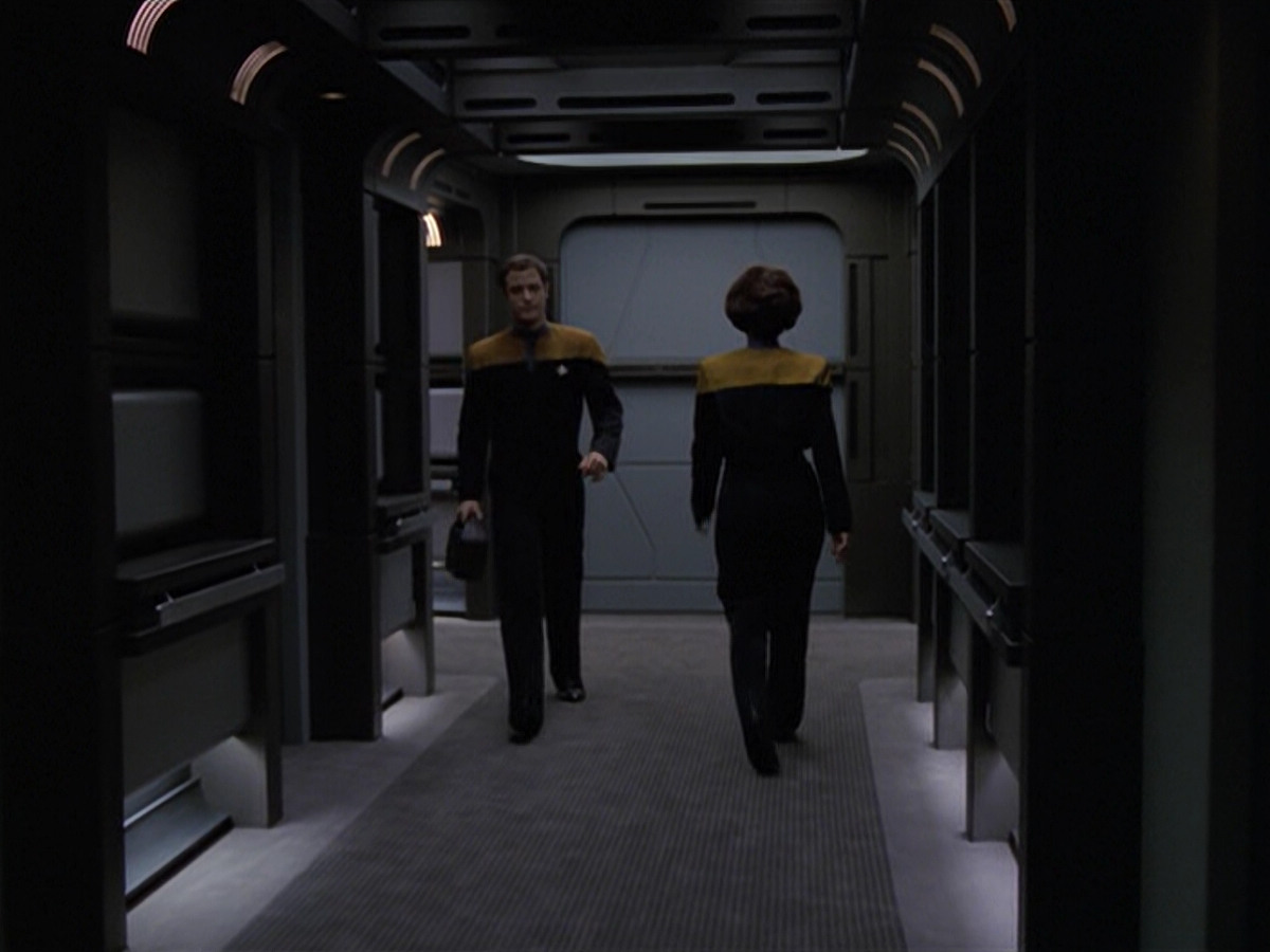 extant_StarTrek_VOY_5x02-Drone_00793.jpg