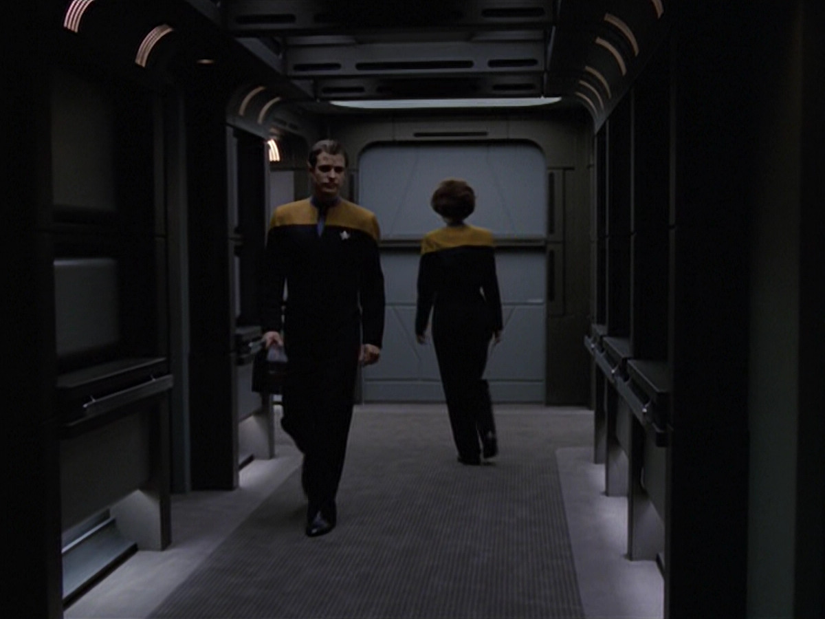 extant_StarTrek_VOY_5x02-Drone_00794.jpg
