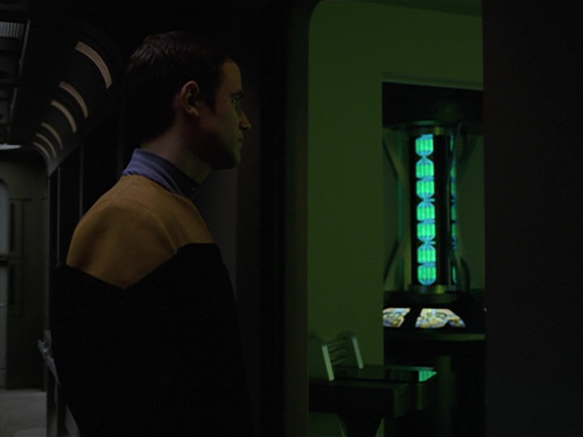 extant_StarTrek_VOY_5x02-Drone_00799.jpg