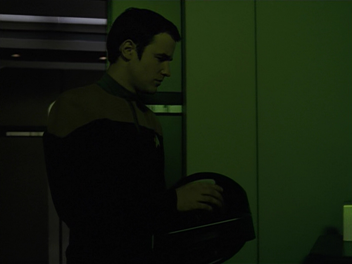 extant_StarTrek_VOY_5x02-Drone_00805.jpg