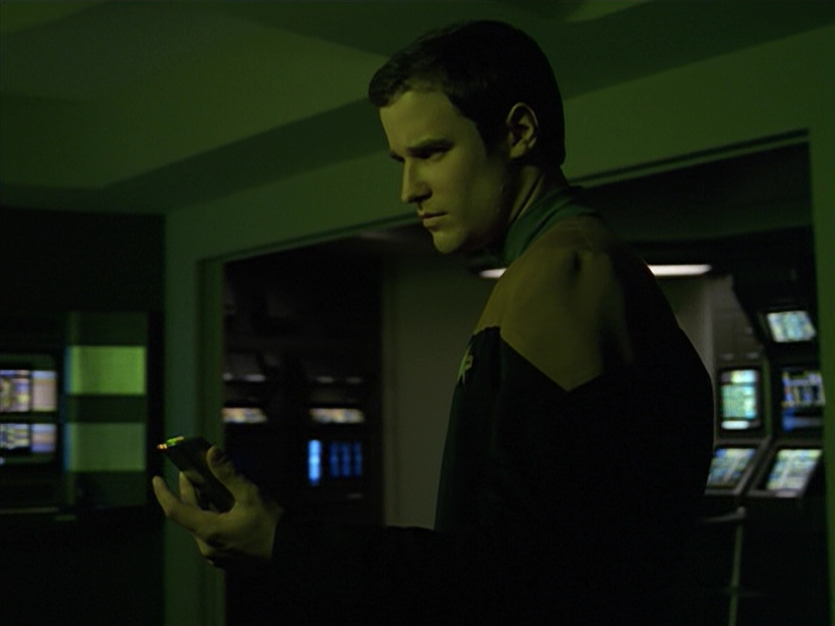 extant_StarTrek_VOY_5x02-Drone_00820.jpg
