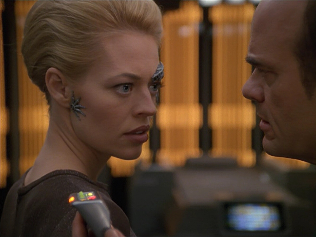 extant_StarTrek_VOY_5x02-Drone_00846.jpg