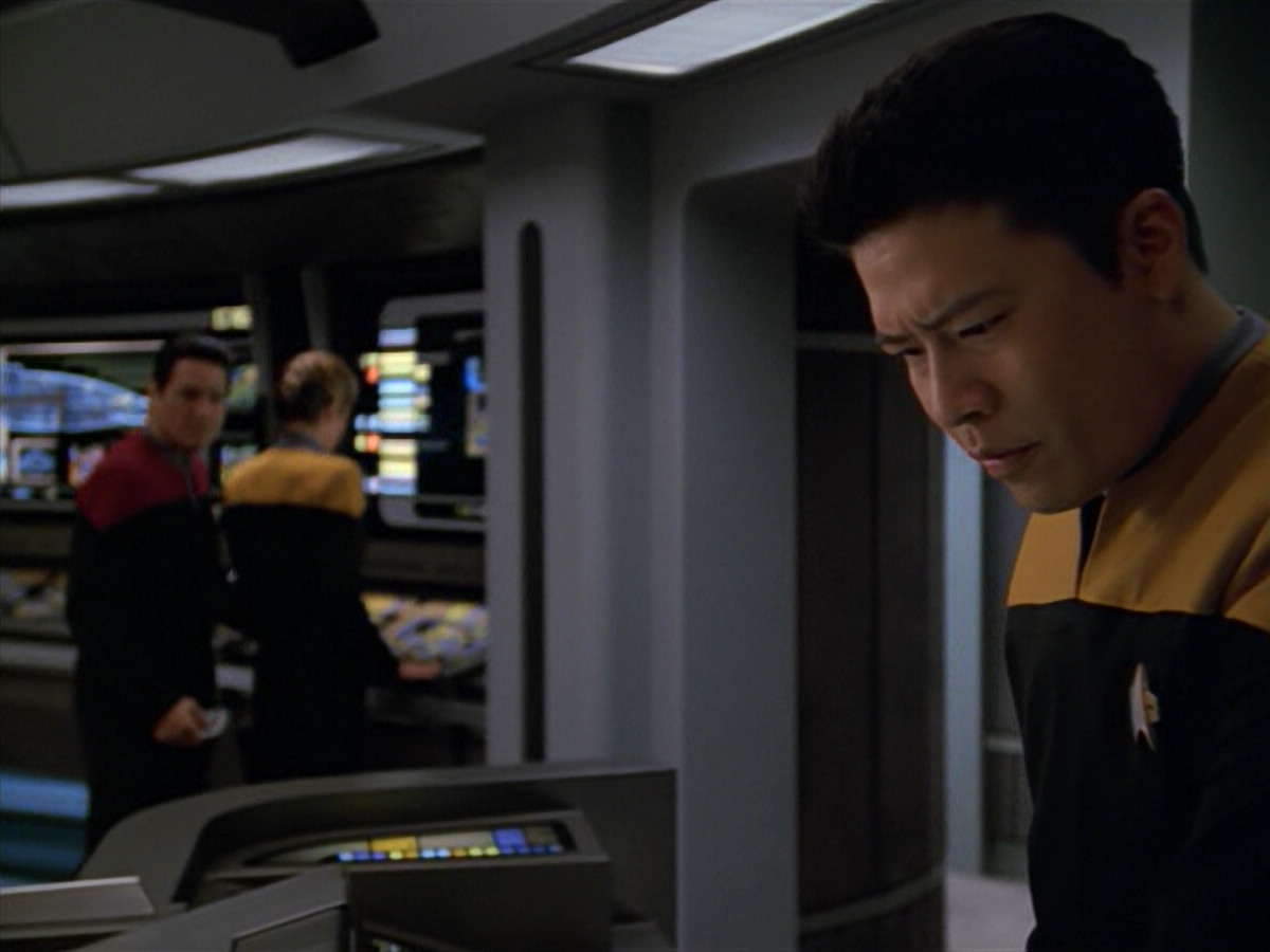 extant_StarTrek_VOY_5x02-Drone_00859.jpg