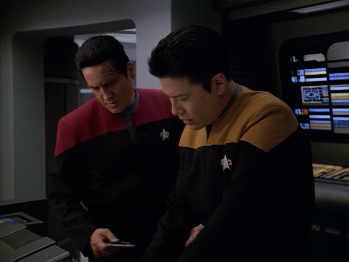 extant_StarTrek_VOY_5x02-Drone_00863.jpg