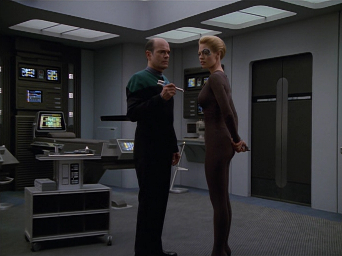 extant_StarTrek_VOY_5x02-Drone_00904.jpg