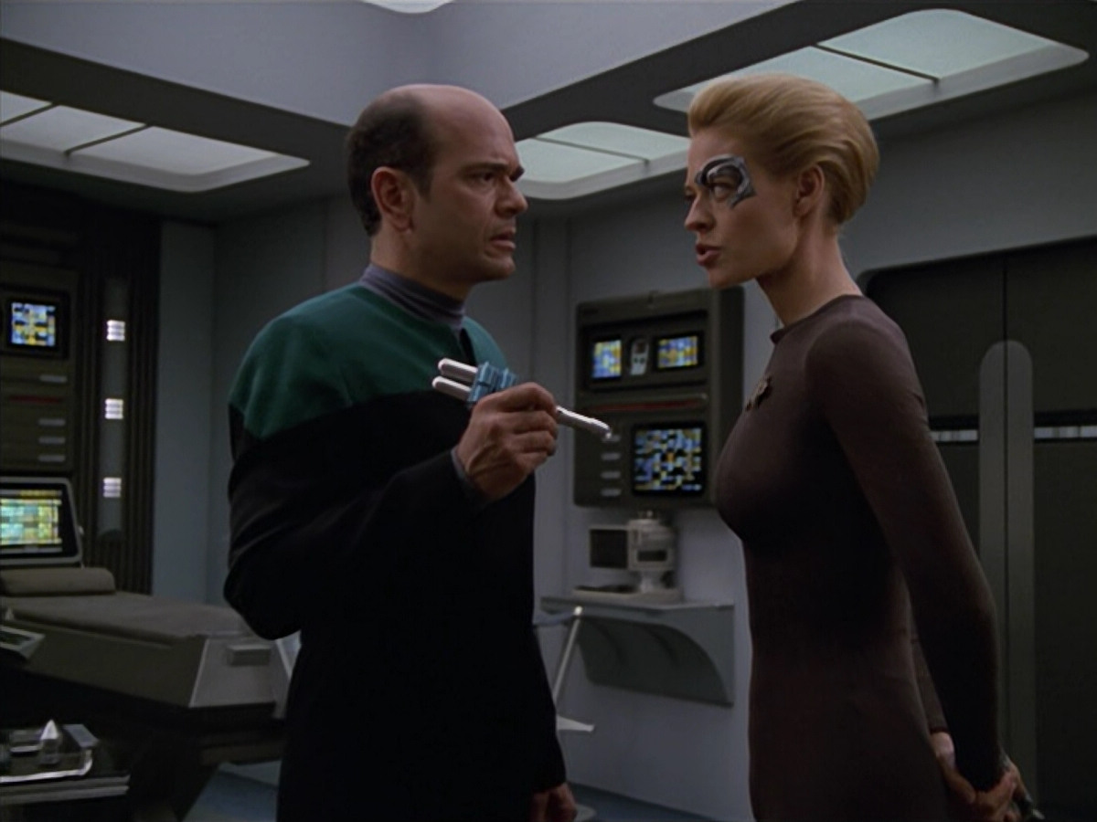 extant_StarTrek_VOY_5x02-Drone_00910.jpg