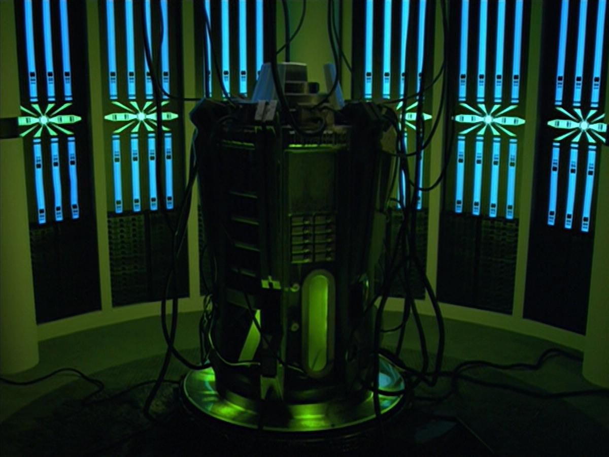 extant_StarTrek_VOY_5x02-Drone_00953.jpg