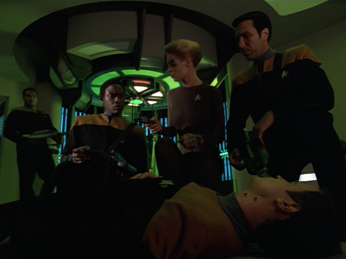 extant_StarTrek_VOY_5x02-Drone_00974.jpg