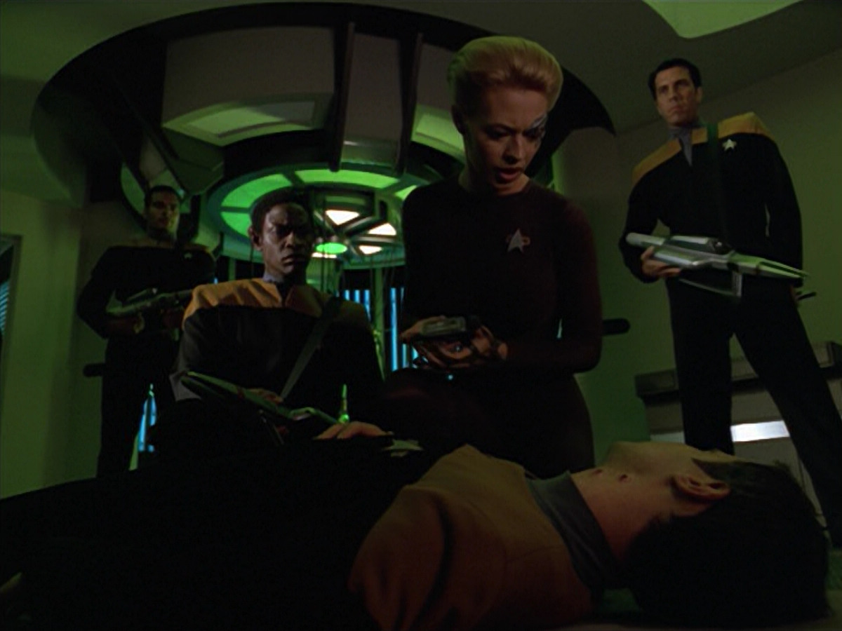 extant_StarTrek_VOY_5x02-Drone_00980.jpg