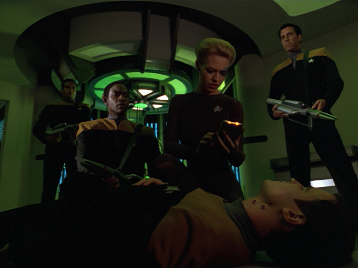 extant_StarTrek_VOY_5x02-Drone_00994.jpg