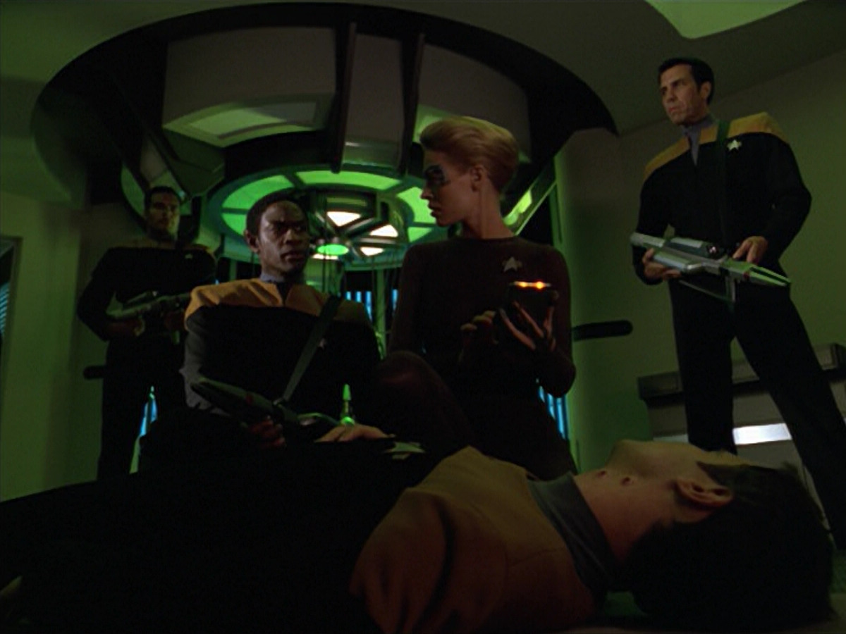 extant_StarTrek_VOY_5x02-Drone_01007.jpg
