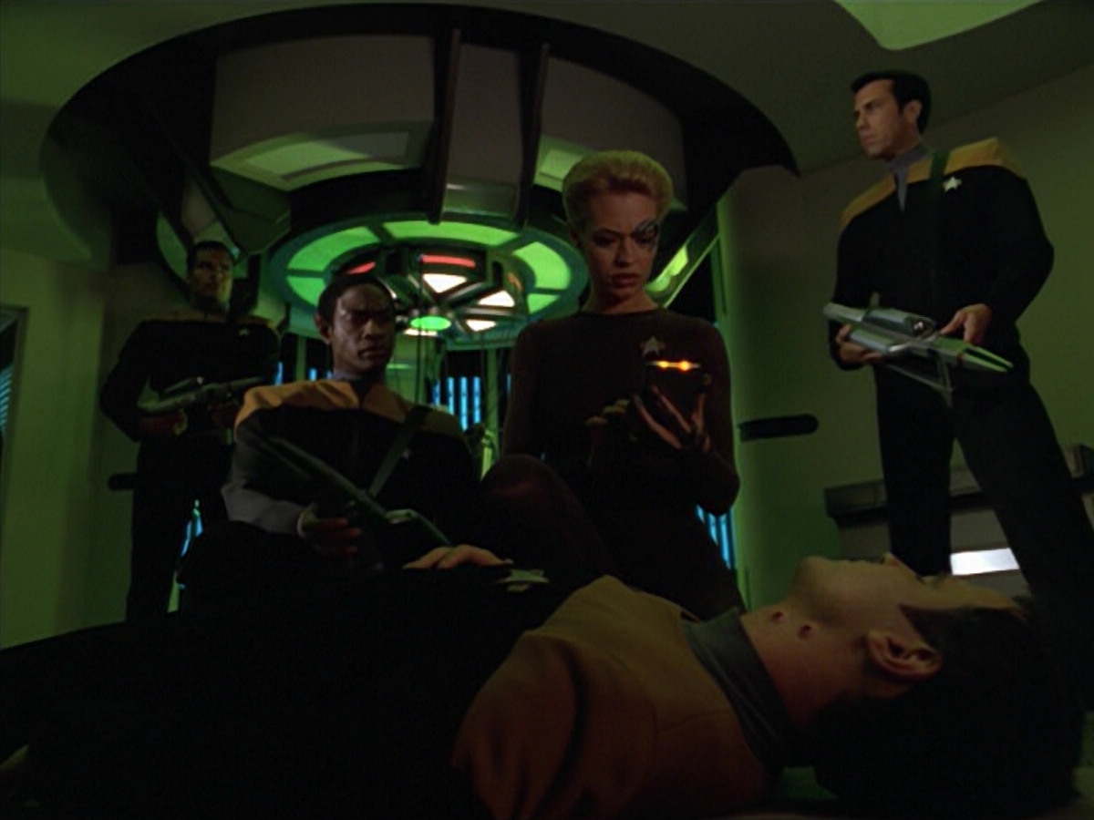 extant_StarTrek_VOY_5x02-Drone_01010.jpg