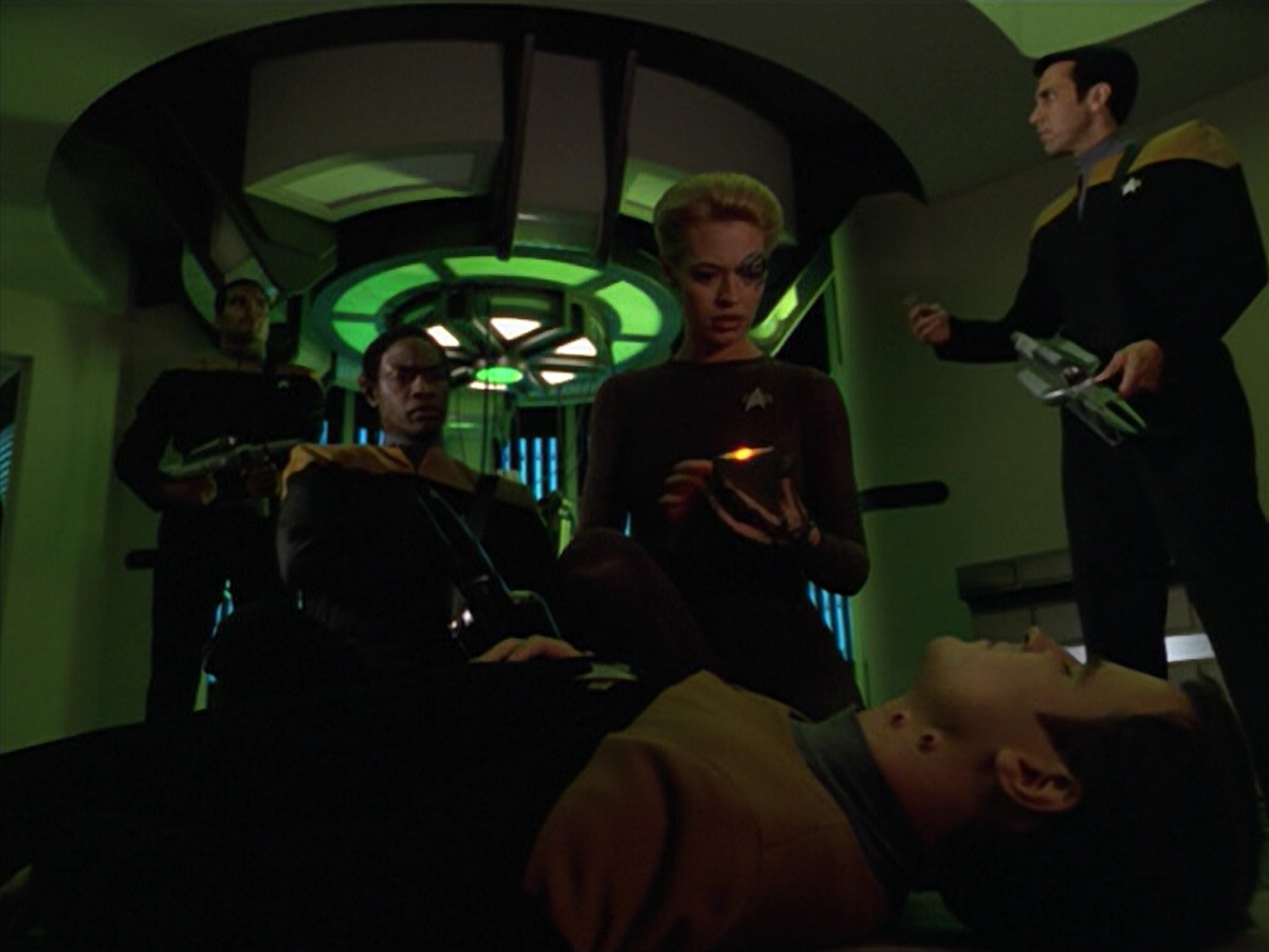 extant_StarTrek_VOY_5x02-Drone_01011.jpg