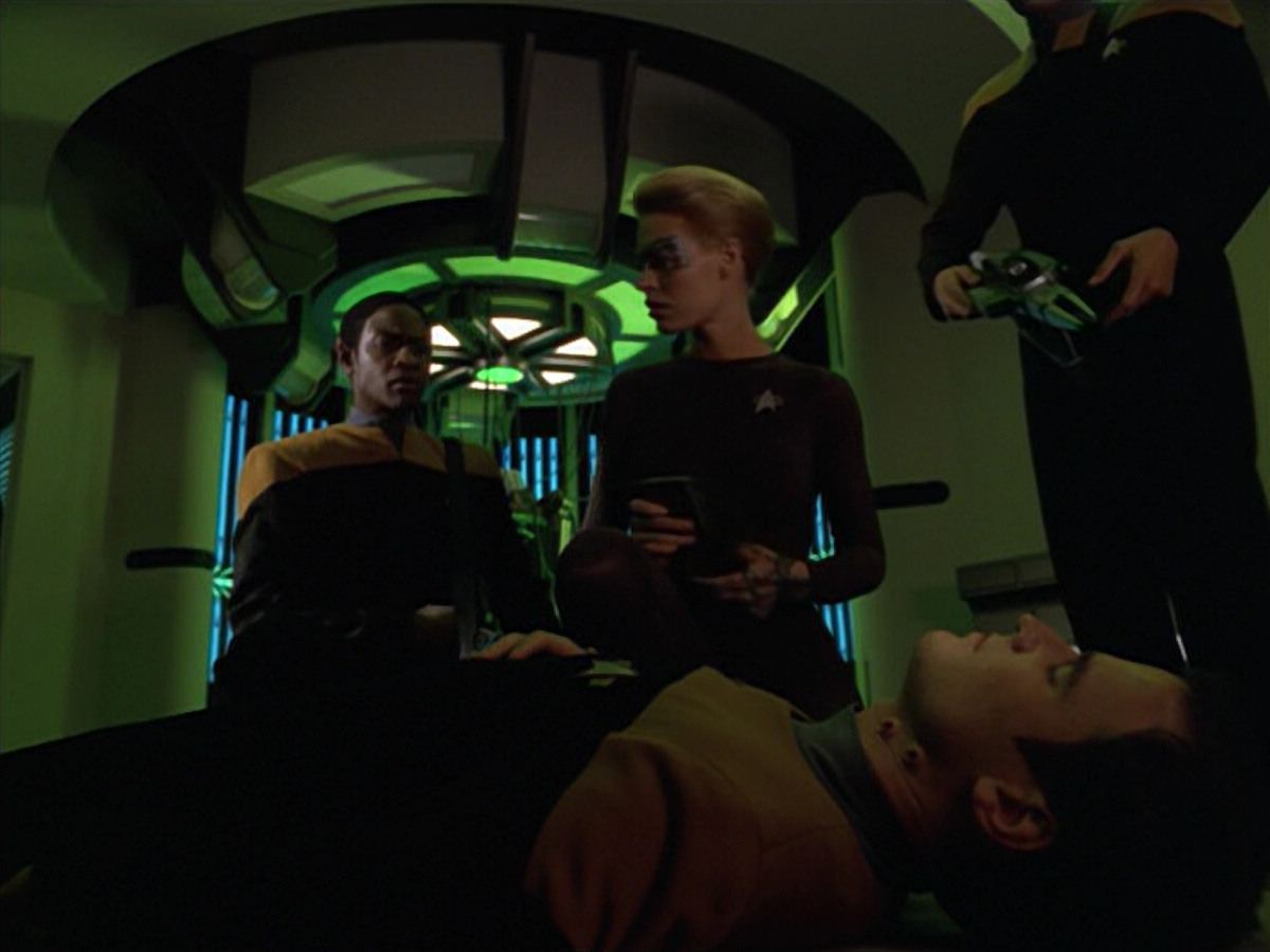 extant_StarTrek_VOY_5x02-Drone_01014.jpg