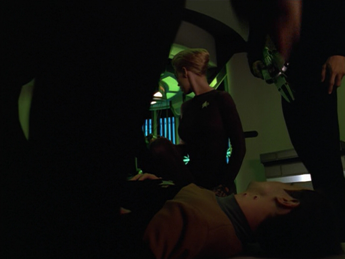 extant_StarTrek_VOY_5x02-Drone_01016.jpg