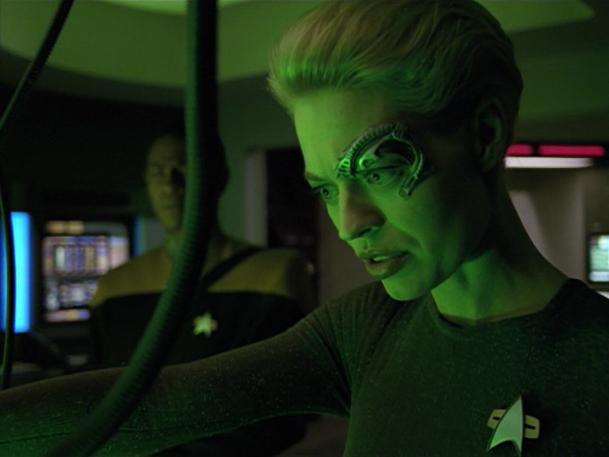 extant_StarTrek_VOY_5x02-Drone_01098.jpg