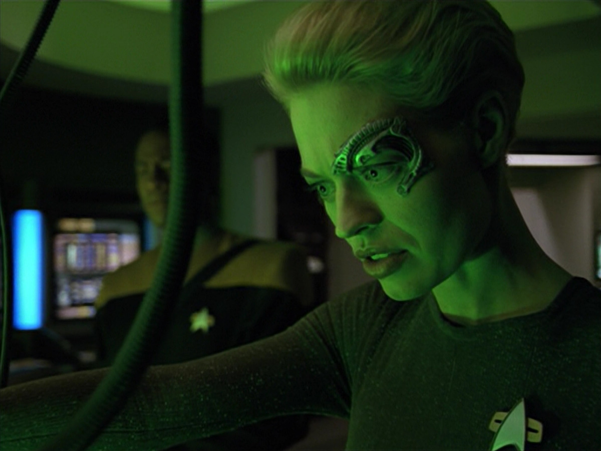 extant_StarTrek_VOY_5x02-Drone_01099.jpg