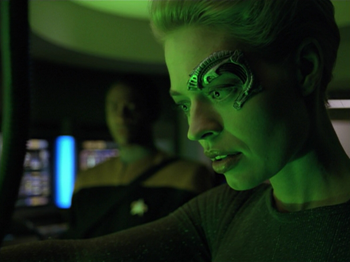 extant_StarTrek_VOY_5x02-Drone_01106.jpg
