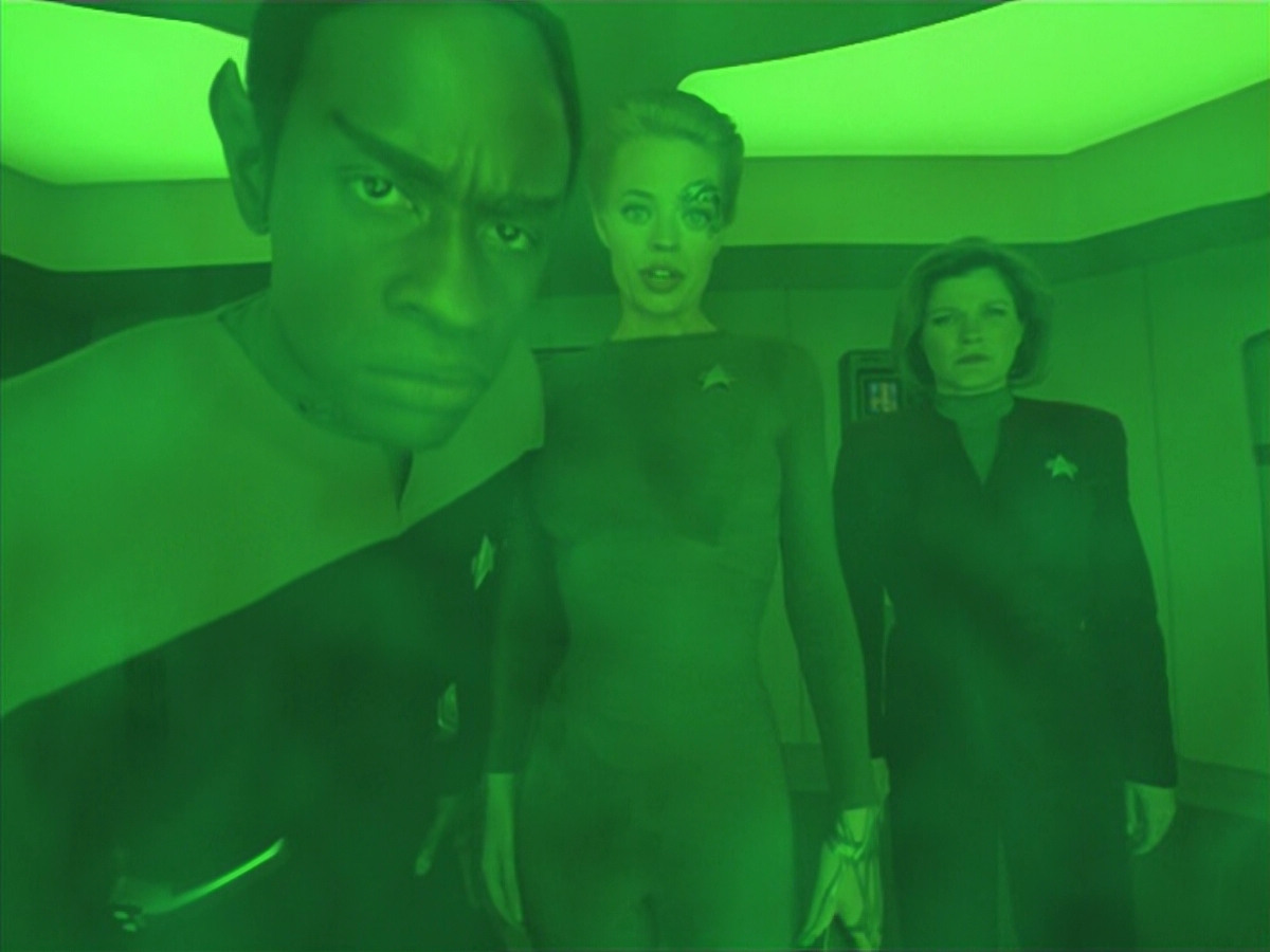extant_StarTrek_VOY_5x02-Drone_01127.jpg