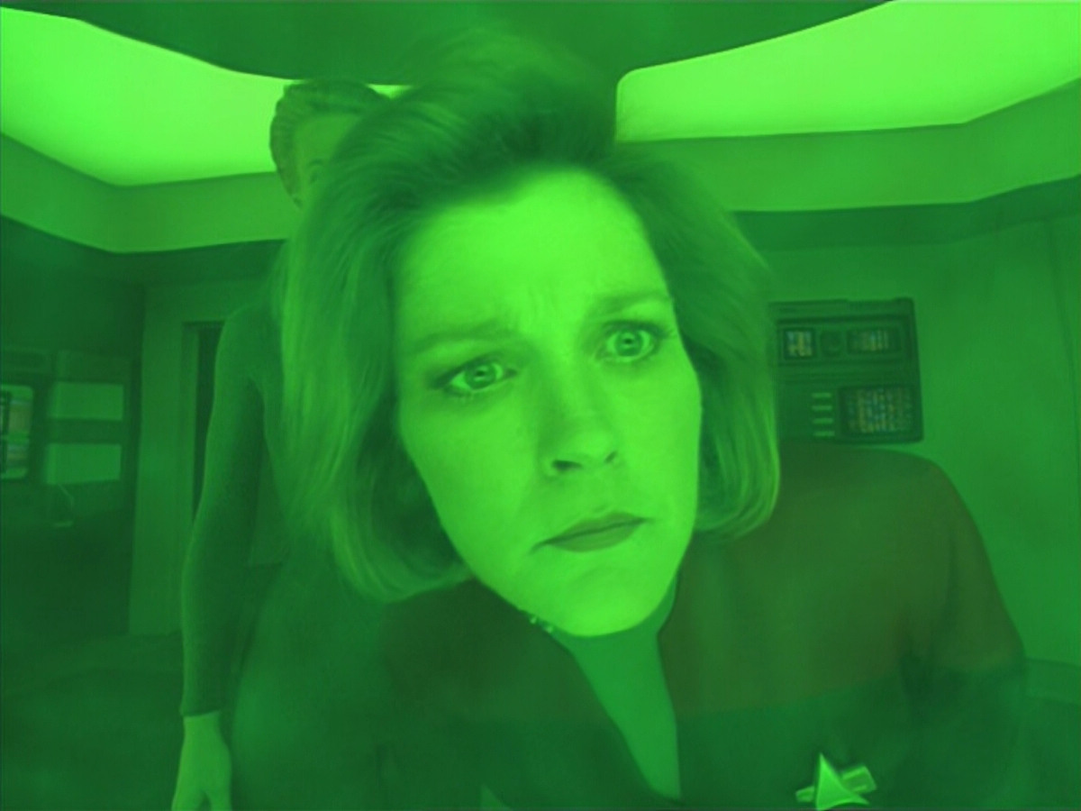 extant_StarTrek_VOY_5x02-Drone_01142.jpg