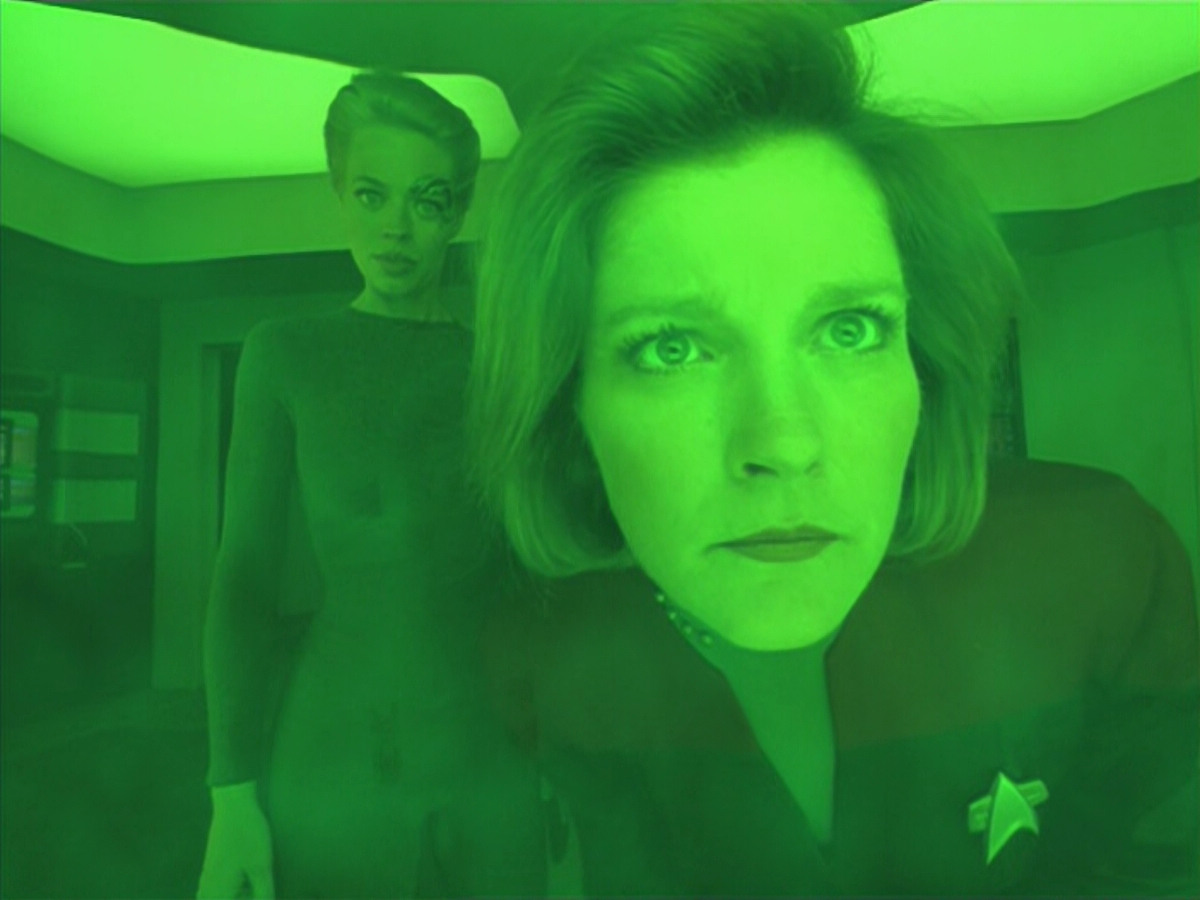 extant_StarTrek_VOY_5x02-Drone_01144.jpg
