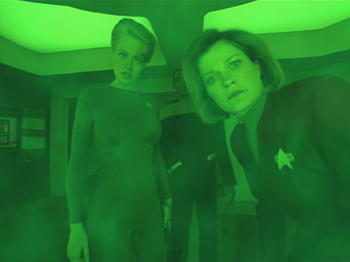 extant_StarTrek_VOY_5x02-Drone_01147.jpg