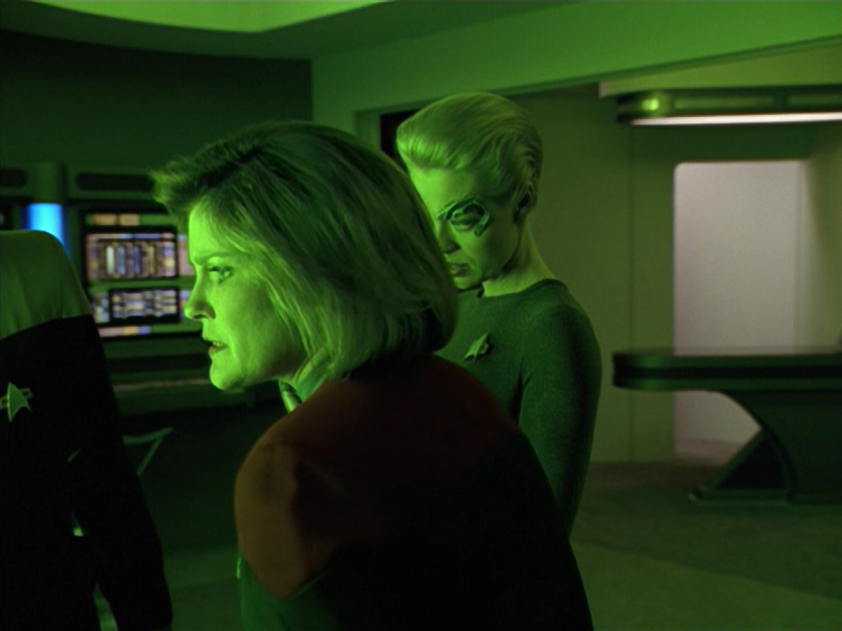 extant_StarTrek_VOY_5x02-Drone_01194.jpg