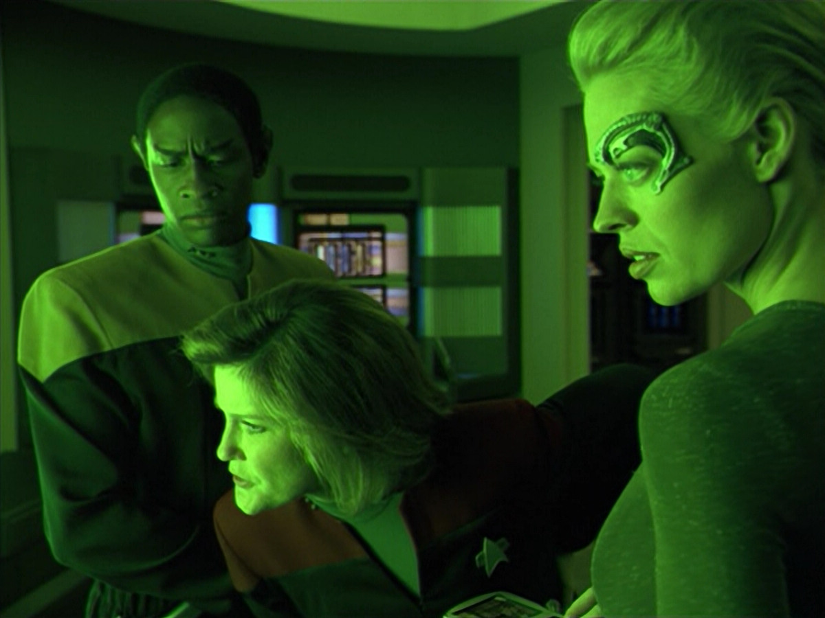 extant_StarTrek_VOY_5x02-Drone_01202.jpg