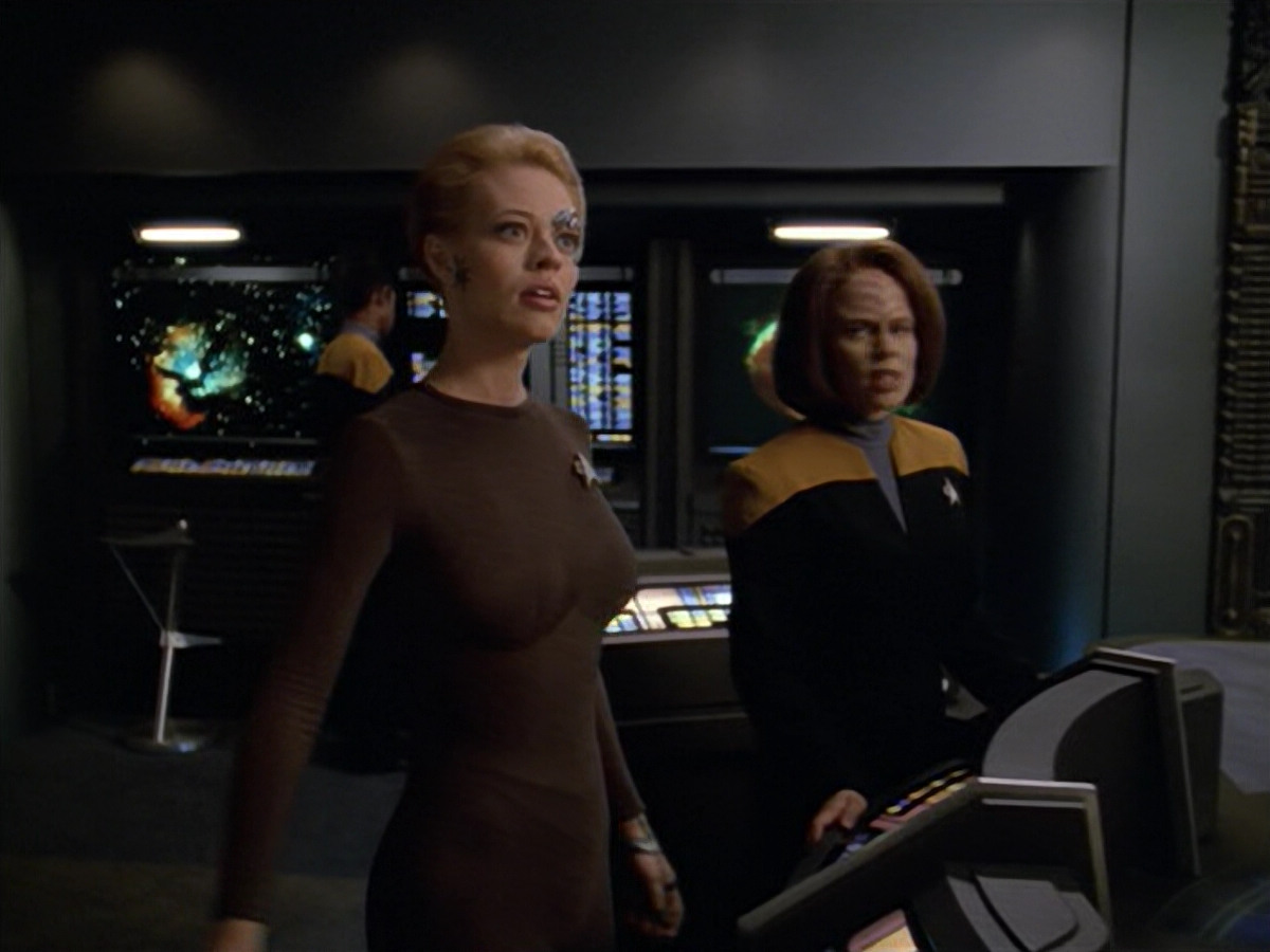 extant_StarTrek_VOY_5x02-Drone_01241.jpg