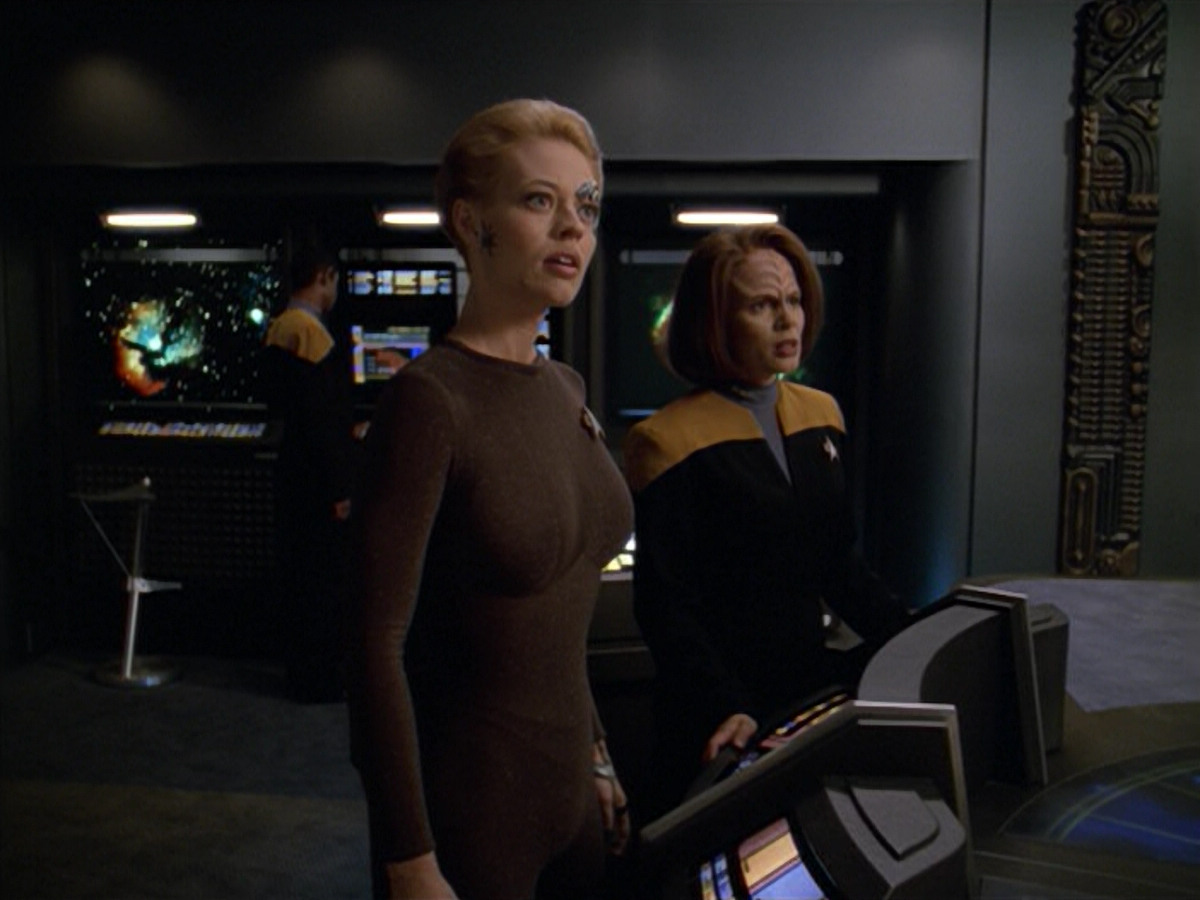 extant_StarTrek_VOY_5x02-Drone_01243.jpg
