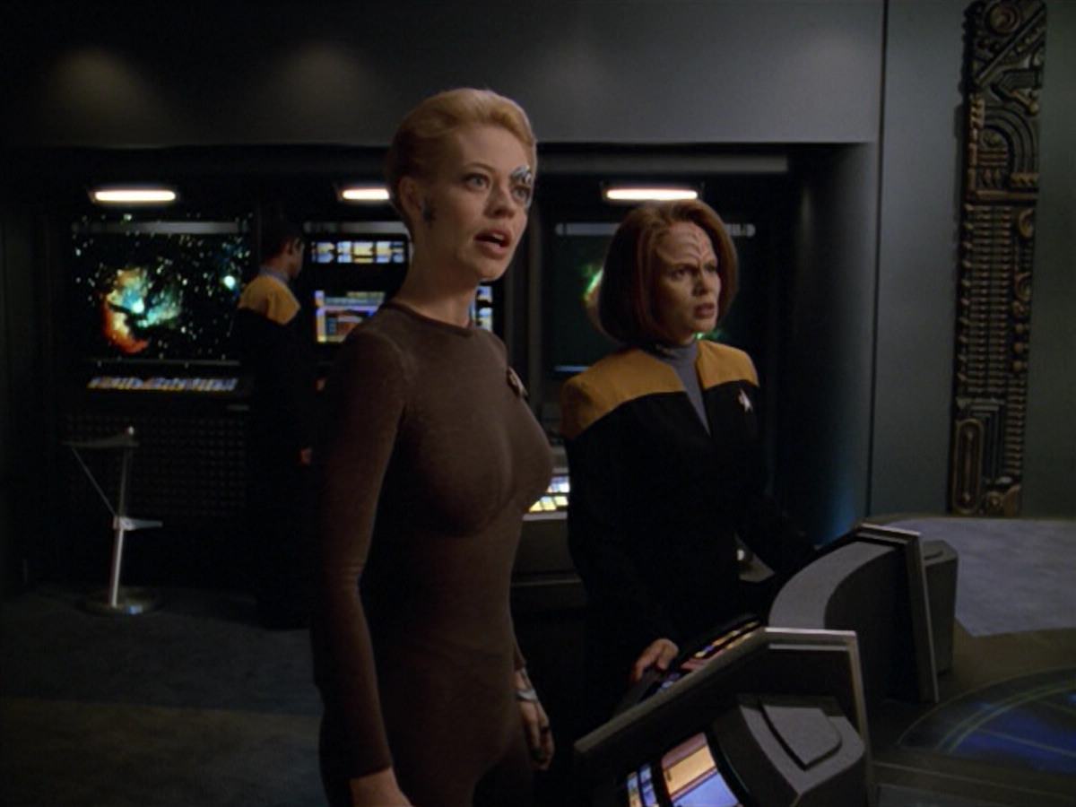 extant_StarTrek_VOY_5x02-Drone_01244.jpg