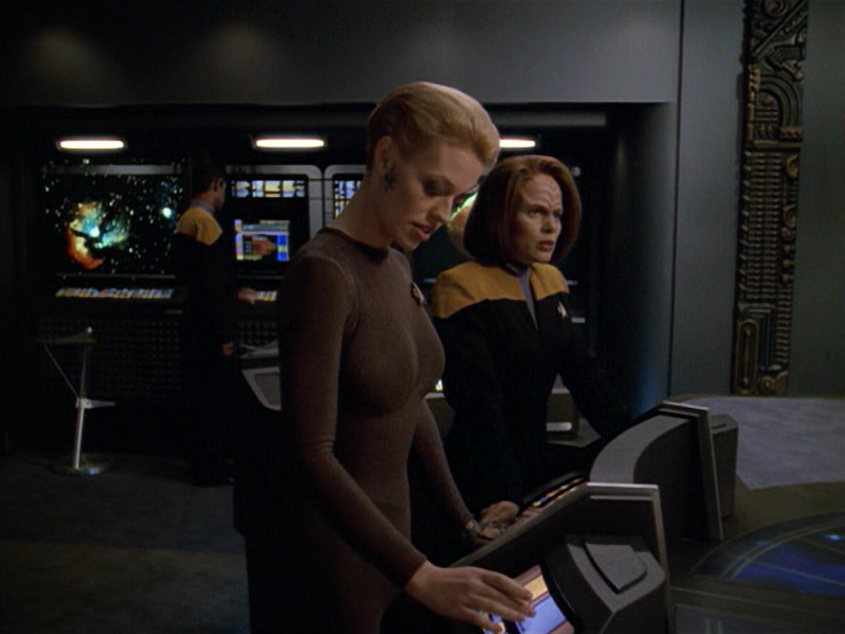 extant_StarTrek_VOY_5x02-Drone_01250.jpg